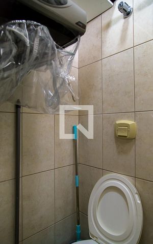 Apartamento à venda com 200m², 3 quartos e 2 vagasBanheira de Serviço