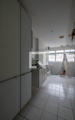 Apartamento à venda com 101m², 3 quartos e 2 vagas Apartamento à venda com 101m², 3 quartos e 2 vagasCozinha