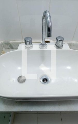 Apartamento à venda com 101m², 3 quartos e 2 vagas Apartamento à venda com 101m², 3 quartos e 2 vagasBanheiro Suíte