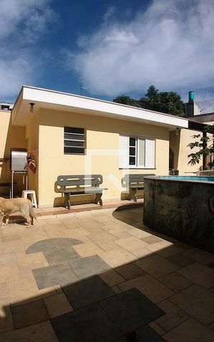 Casa à venda com 278m², 3 quartos e 4 vagasÁrea comum