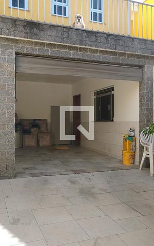 Casa à venda com 278m², 3 quartos e 4 vagasGaragem