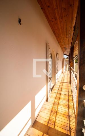 Casa à venda com 1000m², 13 quartos e 4 vagas Casa à venda com 1000m², 13 quartos e 4 vagasSacada das suítes 05 e 06 e Quarto 03