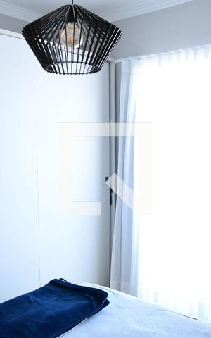 Casa de condomínio para alugar com 330m², 4 quartos e 4 vagasQuarto 