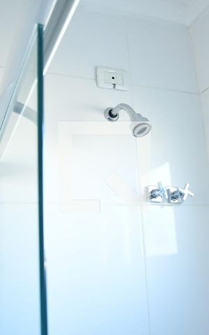 Casa de condomínio para alugar com 330m², 4 quartos e 4 vagasBanheiro Social