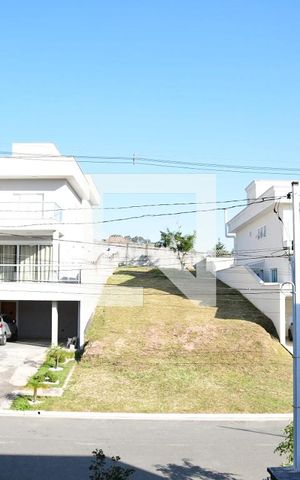 Casa de condomínio para alugar com 330m², 4 quartos e 4 vagasVista do escritório