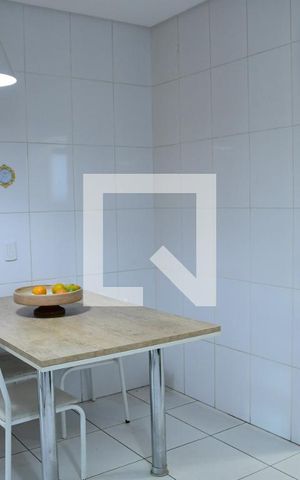 Casa de condomínio para alugar com 330m², 4 quartos e 4 vagasCozinha