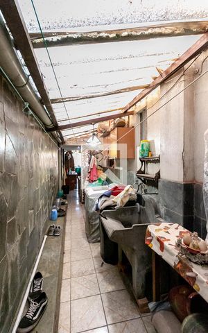 Casa à venda com 372m², 3 quartos e 3 vagas Casa à venda com 372m², 3 quartos e 3 vagasÁrea de Serviço