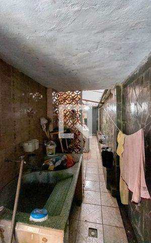 Casa à venda com 372m², 3 quartos e 3 vagas Casa à venda com 372m², 3 quartos e 3 vagasÁrea de Serviço