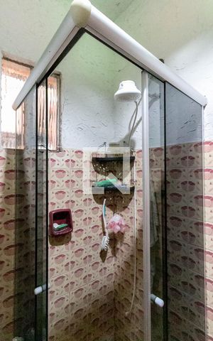 Casa à venda com 372m², 3 quartos e 3 vagas Casa à venda com 372m², 3 quartos e 3 vagasBanheiro Social