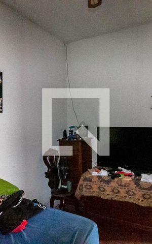 Casa à venda com 372m², 3 quartos e 3 vagas Casa à venda com 372m², 3 quartos e 3 vagasQuarto 1