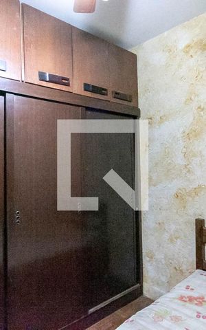 Casa à venda com 372m², 3 quartos e 3 vagas Casa à venda com 372m², 3 quartos e 3 vagasQuarto 2