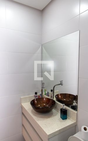 Casa à venda com 380m², 3 quartos e 2 vagasBanheiro da Suíte 3