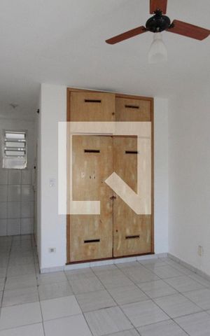 Studio à venda com 32m², 1 quarto e sem vagaKitnet