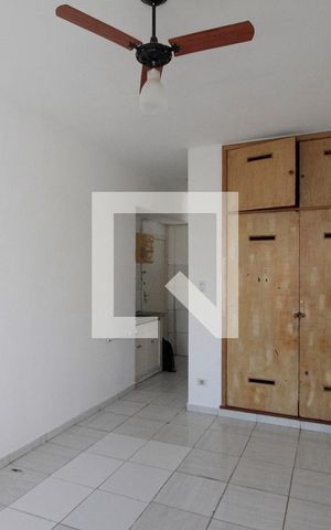 Studio à venda com 32m², 1 quarto e sem vagaKitnet
