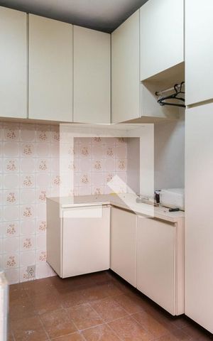 Casa à venda com 200m², 3 quartos e 2 vagas Casa à venda com 200m², 3 quartos e 2 vagasÁrea de Serviço