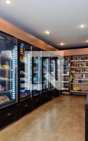 Apartamento à venda com 75m², 2 quartos e 2 vagasMini Mercado