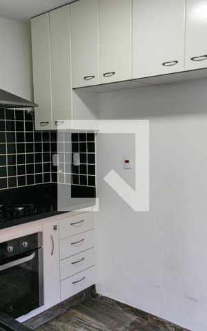 Casa à venda com 143m², 3 quartos e 2 vagas Casa à venda com 143m², 3 quartos e 2 vagasCozinha