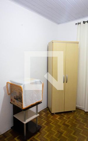 Casa à venda com 244m², 4 quartos e 2 vagas Casa à venda com 244m², 4 quartos e 2 vagasQuarto 1