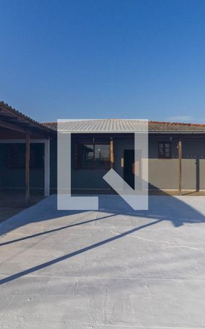 Casa à venda com 120m², 4 quartos e 1 vaga Casa à venda com 120m², 4 quartos e 1 vagaPátio