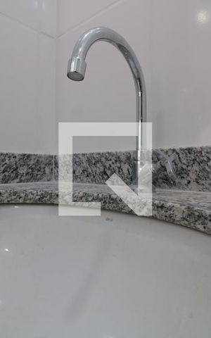 Apartamento para alugar com 41m², 2 quartos e 1 vagaBanheiro - pia