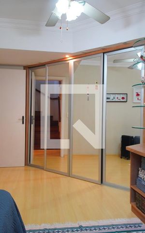 Apartamento à venda com 252m², 4 quartos e 4 vagasQuarto 2
