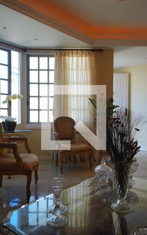 Apartamento à venda com 252m², 4 quartos e 4 vagassala