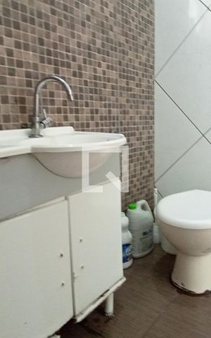 Casa à venda com 250m², 3 quartos e 6 vagas Casa à venda com 250m², 3 quartos e 6 vagasBanheiro 2