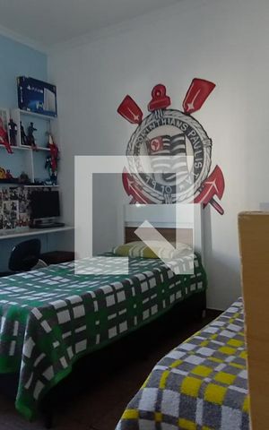Casa à venda com 250m², 3 quartos e 6 vagas Casa à venda com 250m², 3 quartos e 6 vagasQuarto 2