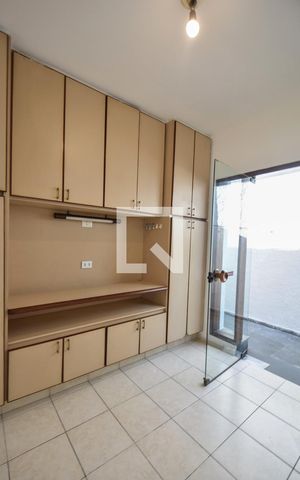 Casa à venda com 281m², 3 quartos e 2 vagasLavandeira 
