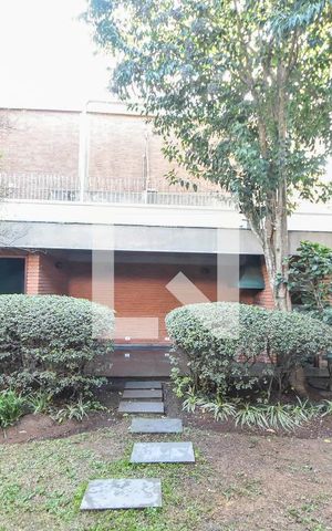 Casa à venda com 281m², 3 quartos e 2 vagasQuintal 