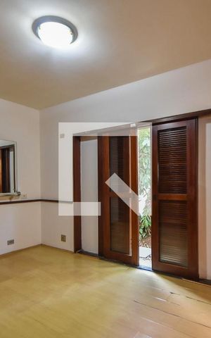 Casa à venda com 281m², 3 quartos e 2 vagasSuíte 02