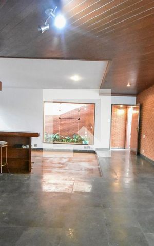 Casa à venda com 281m², 3 quartos e 2 vagasSala 02