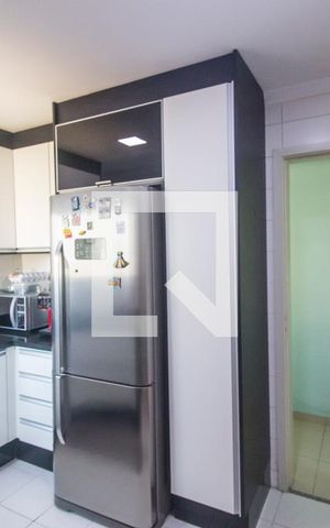 Apartamento à venda com 105m², 3 quartos e 2 vagasCozinha