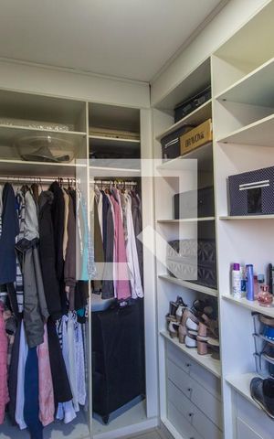 Apartamento à venda com 105m², 3 quartos e 2 vagasCloset da suíte