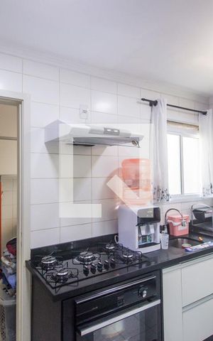 Apartamento à venda com 105m², 3 quartos e 2 vagasCozinha