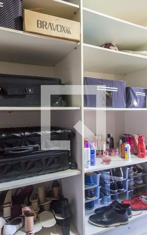 Apartamento à venda com 105m², 3 quartos e 2 vagasCloset da suíte