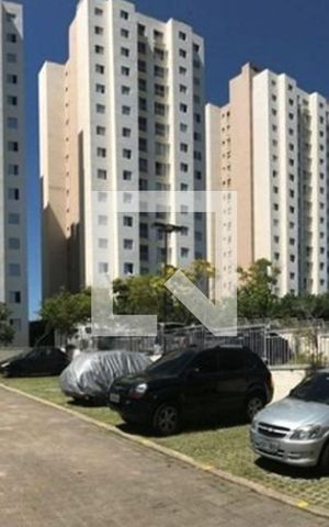 Apartamento para alugar com 43m², 2 quartos e 1 vaga Apartamento para alugar com 43m², 2 quartos e 1 vagaFachada