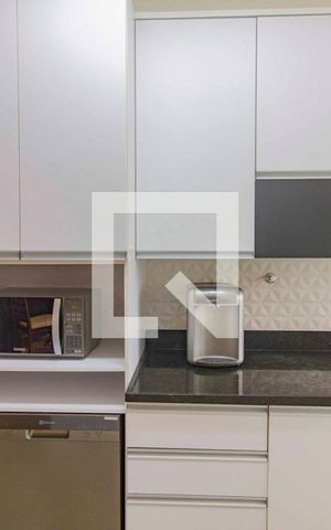 Apartamento para alugar com 65m², 2 quartos e 2 vagasCozinha