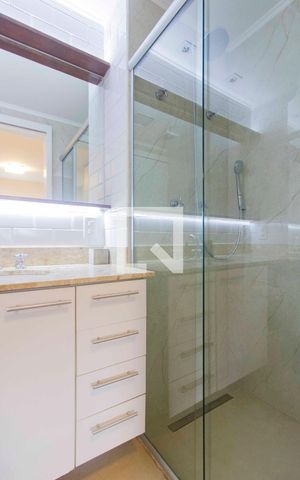 Apartamento para alugar com 65m², 2 quartos e 2 vagasBanheiro da Suíte