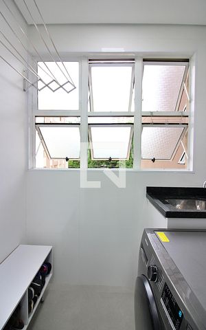 Apartamento para alugar com 65m², 3 quartos e 1 vagaCozinha e Área de Serviço