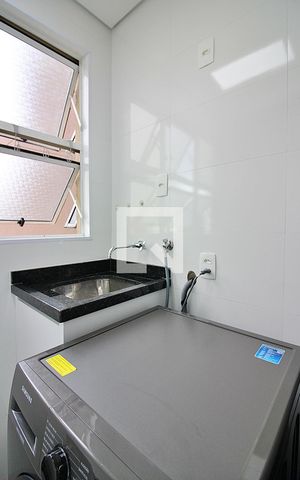Apartamento para alugar com 65m², 3 quartos e 1 vagaCozinha e Área de Serviço