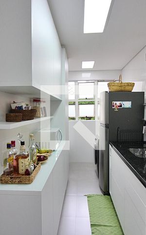 Apartamento para alugar com 65m², 3 quartos e 1 vagaCozinha e Área de Serviço