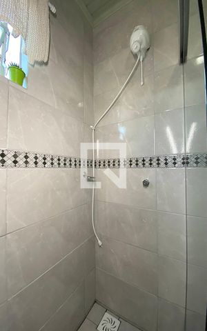 Casa à venda com 150m², 3 quartos e 1 vagaBanheiro