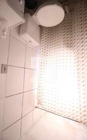 Casa para alugar com 330m², 5 quartos e 3 vagasBanheiro