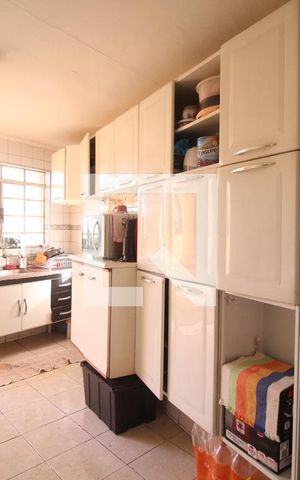 Casa para alugar com 330m², 5 quartos e 3 vagasCozinha