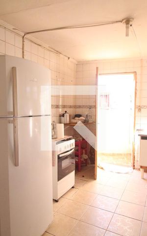 Casa para alugar com 330m², 5 quartos e 3 vagasCozinha