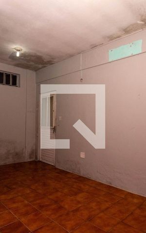 Casa à venda com 99m², 2 quartos e 1 vaga Casa à venda com 99m², 2 quartos e 1 vagaÁrea de Serviço