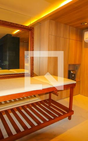 Apartamento à venda com 181m², 3 quartos e 2 vagas Apartamento à venda com 181m², 3 quartos e 2 vagasEspaço de Massagem