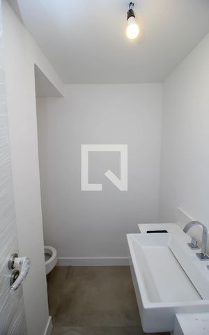 Apartamento à venda com 181m², 3 quartos e 2 vagas Apartamento à venda com 181m², 3 quartos e 2 vagasLavabo