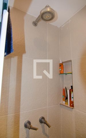 Apartamento para alugar com 82m², 2 quartos e sem vaga Apartamento para alugar com 82m², 2 quartos e sem vagaBanheiro Social